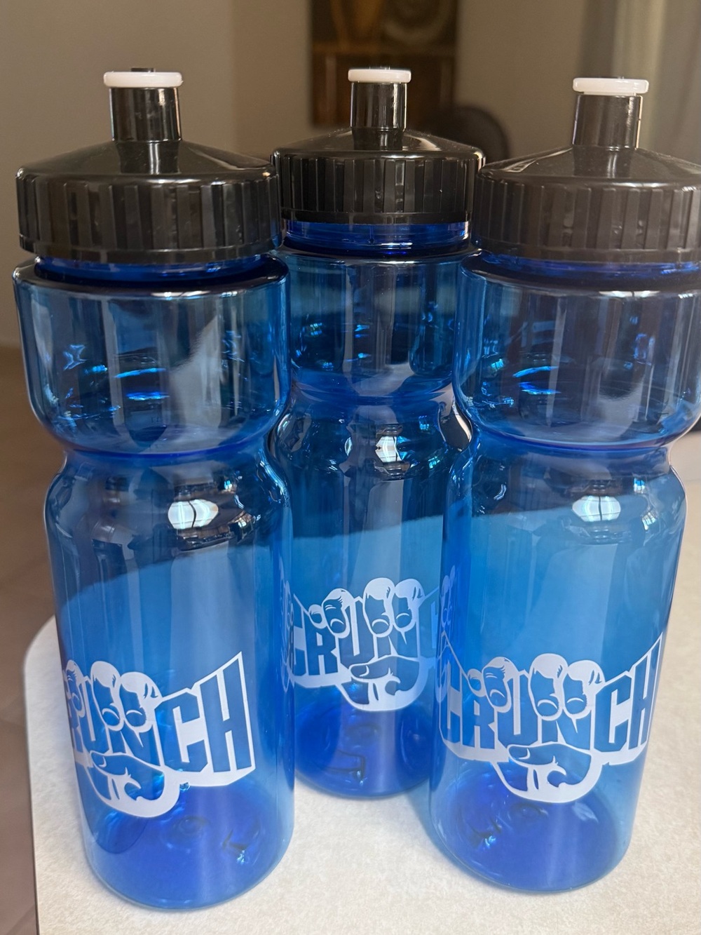New 3-Pack Crunch 24 oz plastic Blue Squeeze Water Bottles w/ Drink-Through Lid